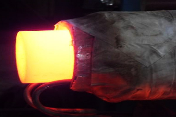 工具锻造加热炉-加热均匀，芯表温差极小