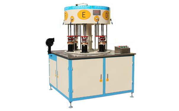 1552128185482622.jpg 电水壶六工位高频钎焊机.jpg