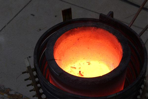中频废铜熔炼炉