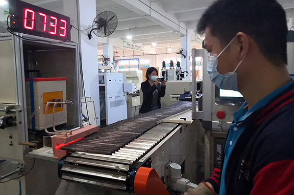 连续式锻造加热炉